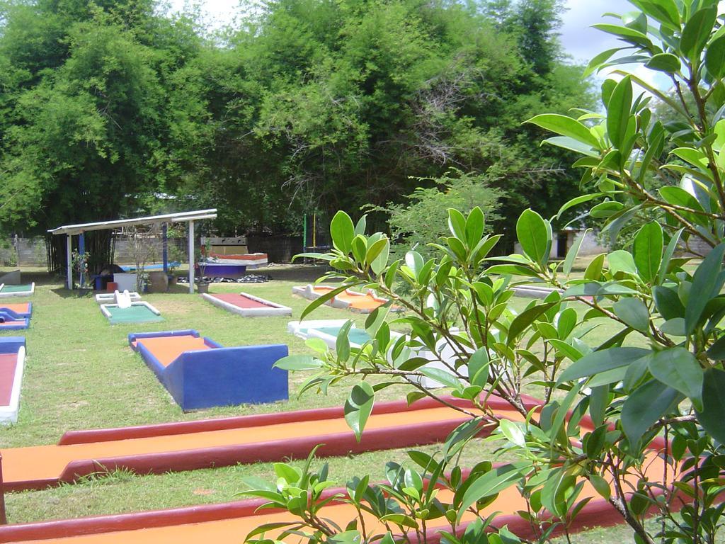 Mini-Golf **** & Resort Ubon Ratchathani Exterior foto